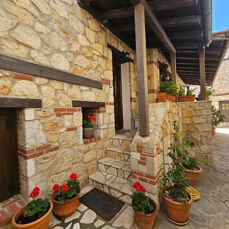 Calypso Stone House Ferienhaus